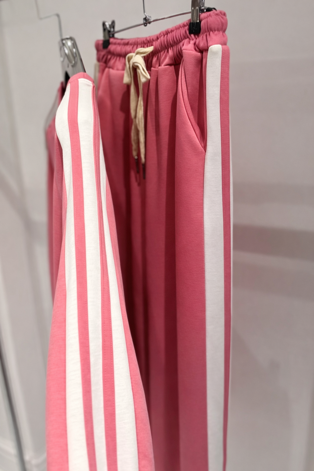 ZAVITA Pink Striped Top & Wide Leg Pants Oversized Co-Ord