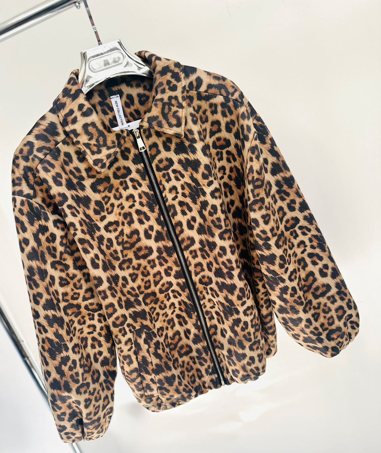VIENNA Leopard Print Zip Jacket
