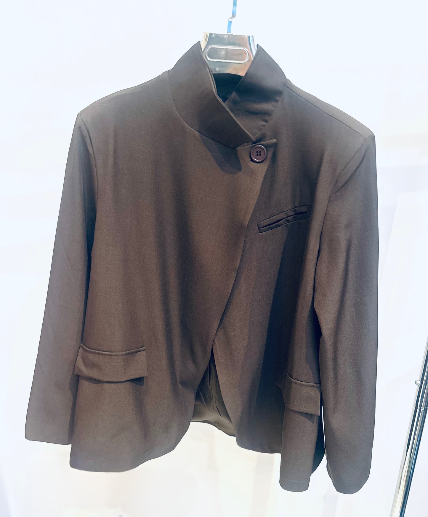 MAELIS Brown High Neck Blazer
