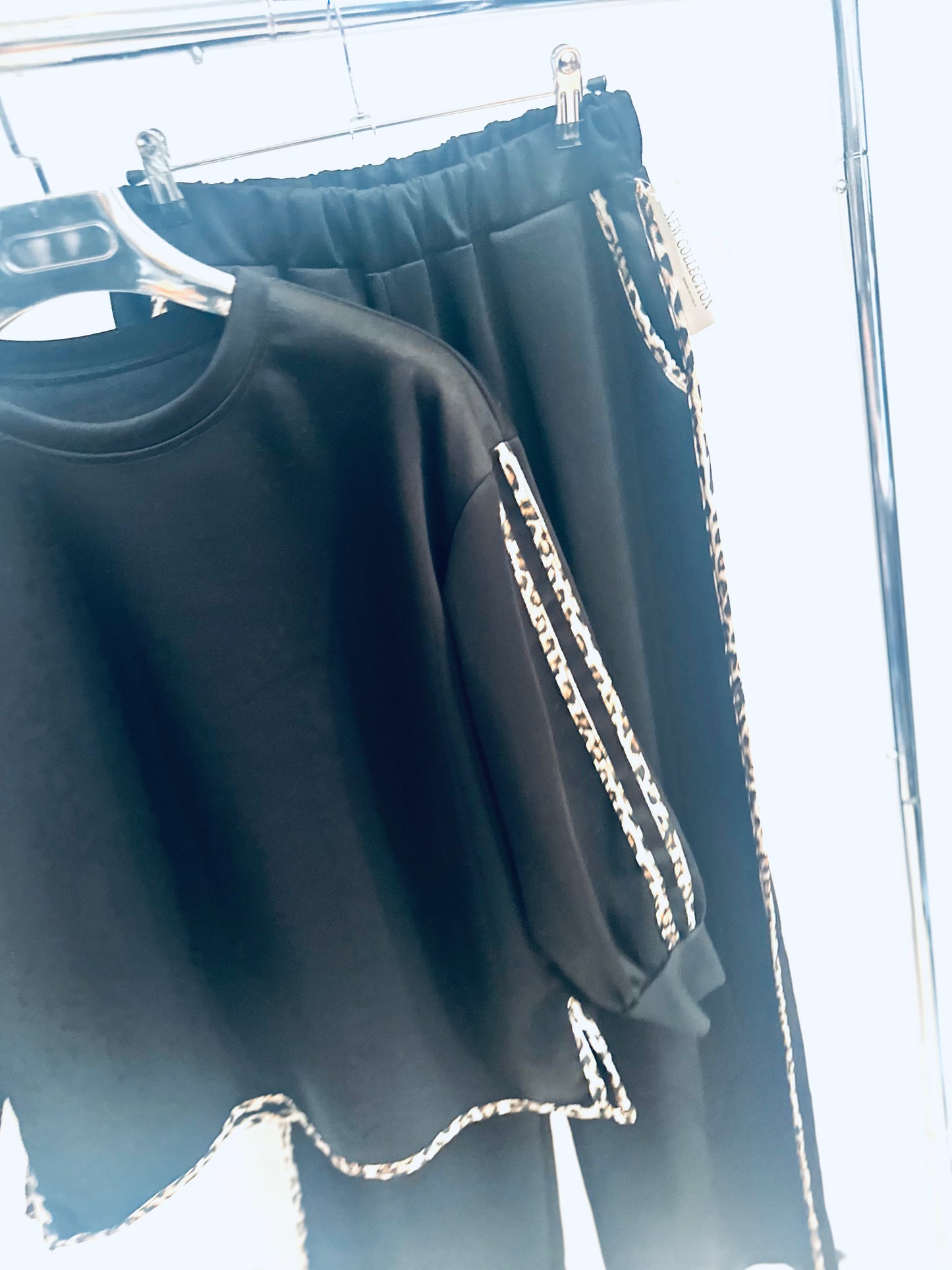NOLANA Black Lounge Set with Animal Print Stripe.