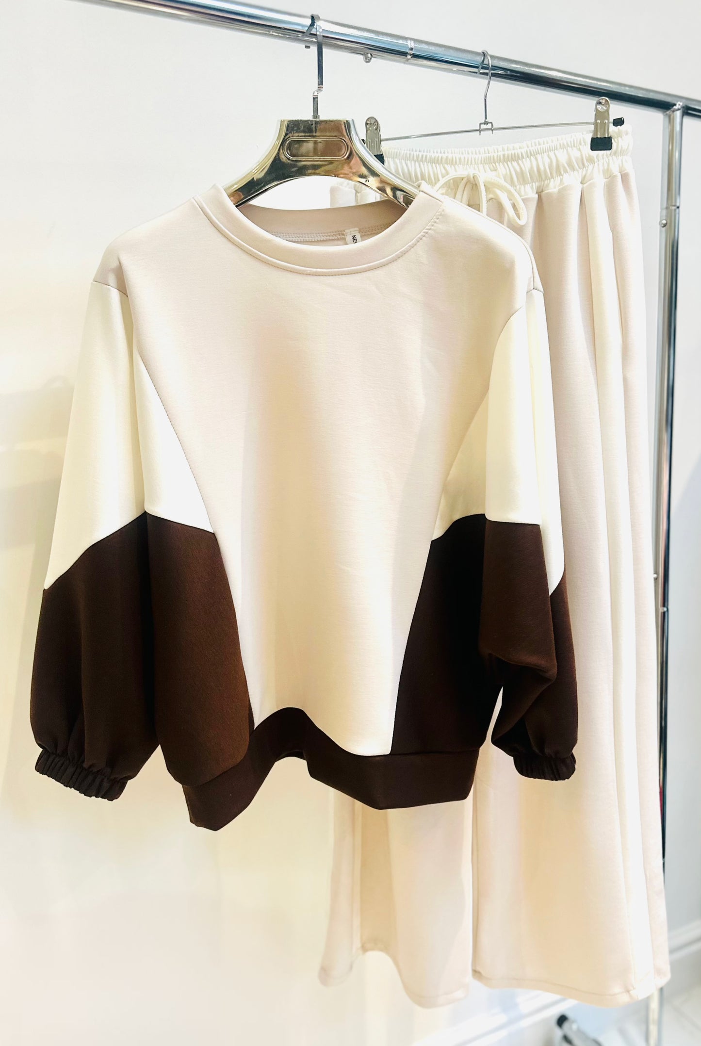 CAMILLE Beige Contrast Sweater & Joggers Lounge Set