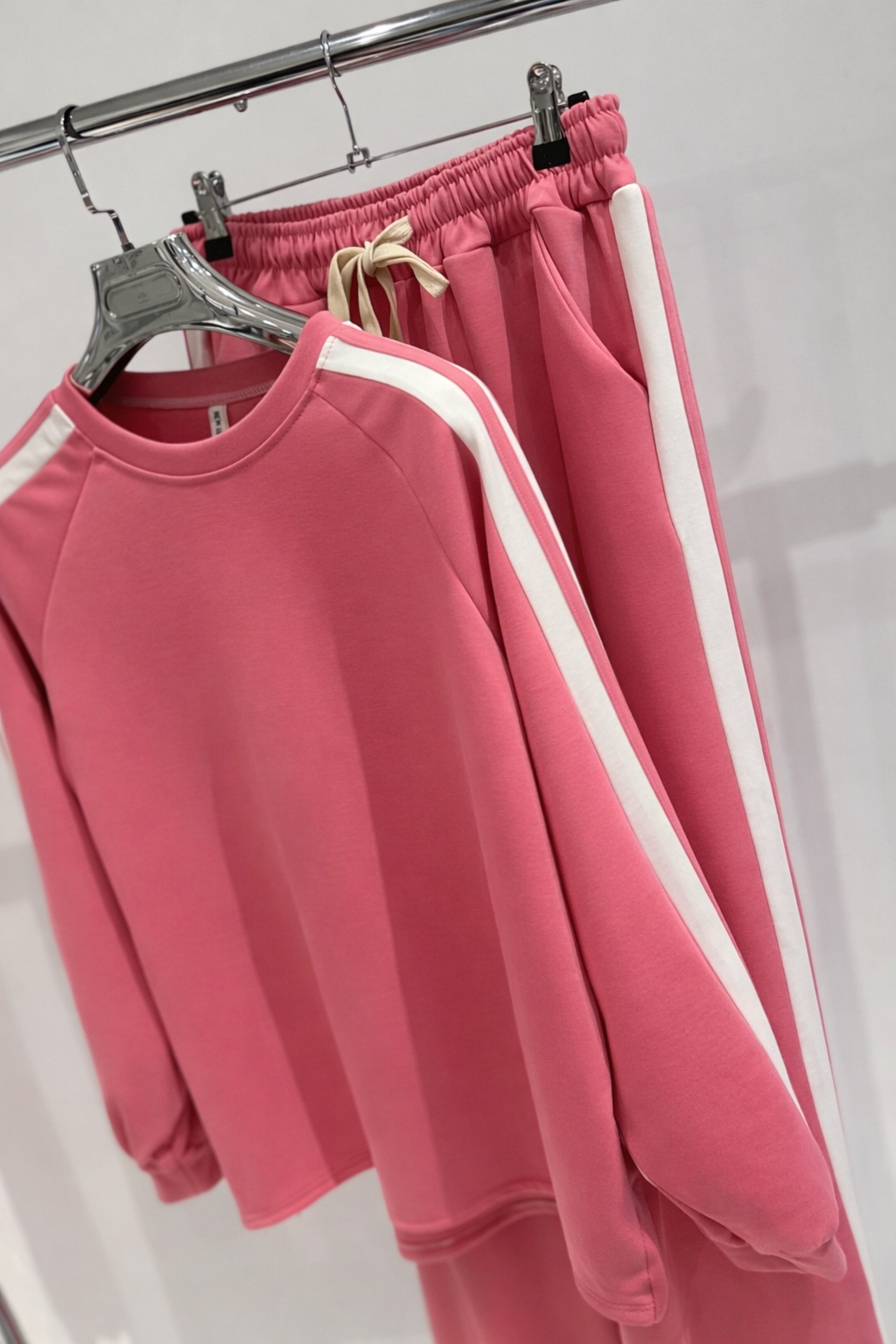 ZAVITA Pink Striped Top & Wide Leg Pants Oversized Co-Ord