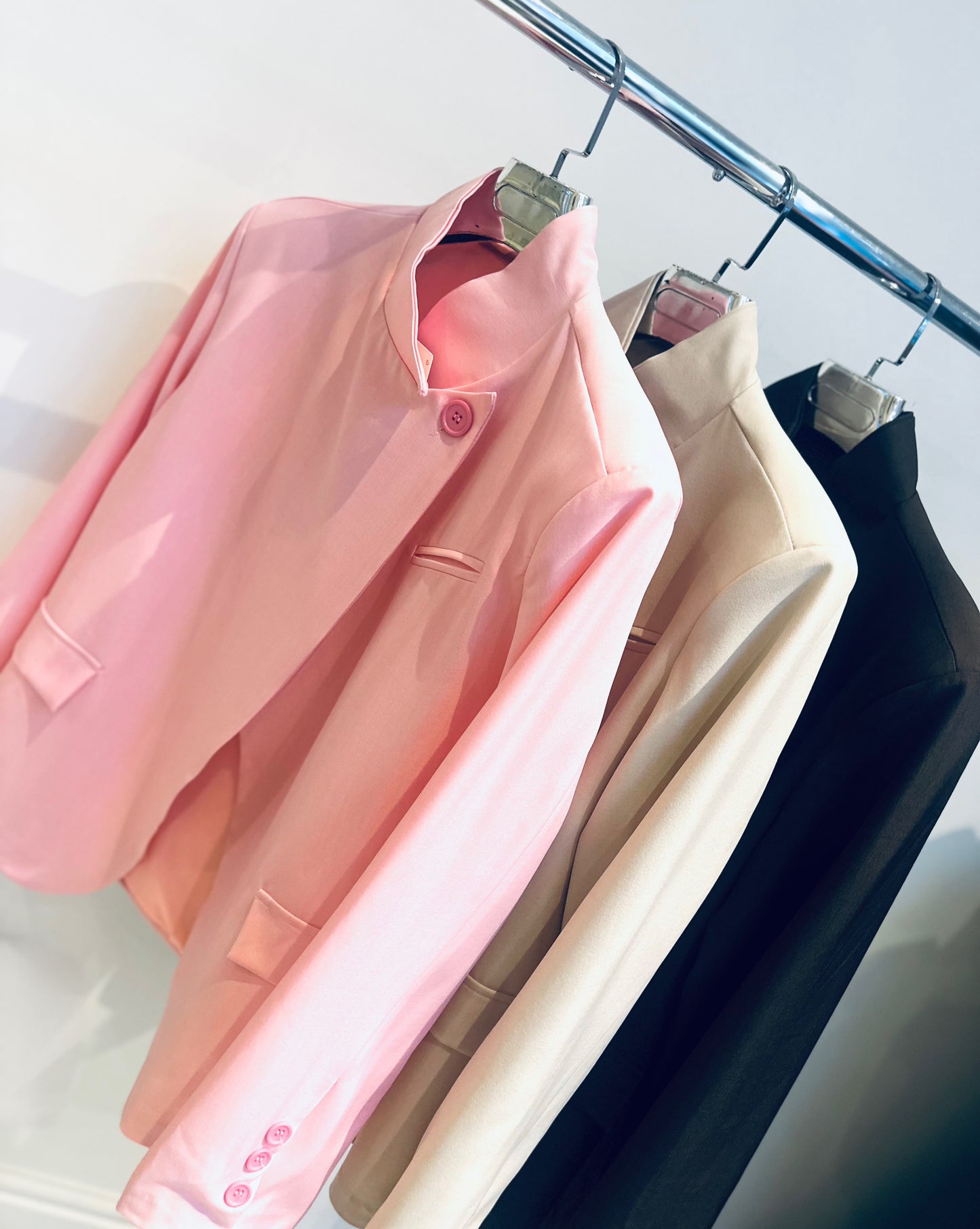 MAELIS Beige High Neck Blazer
