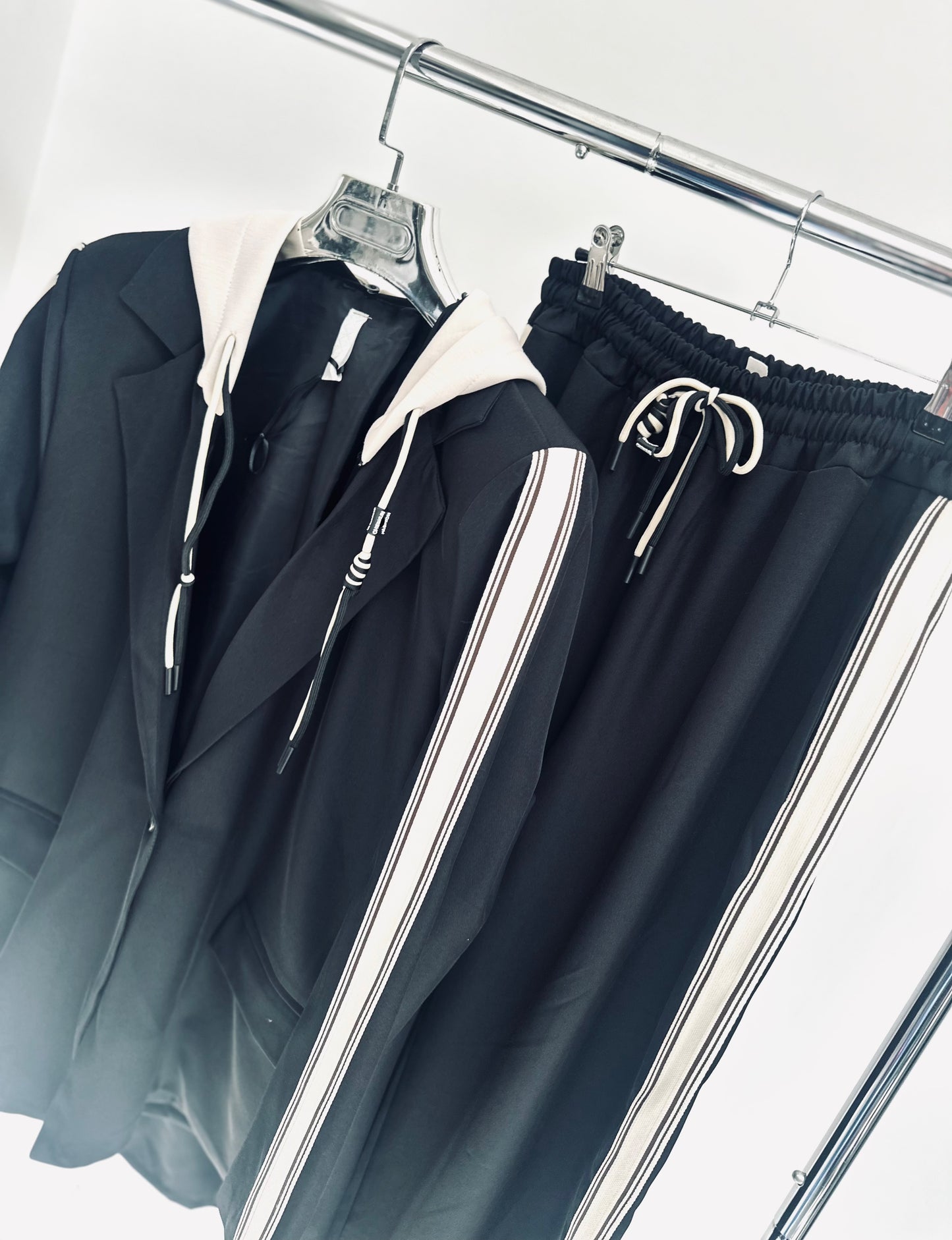 ZETTA Black Side Stripe Hooded Blazer & Trousers Set