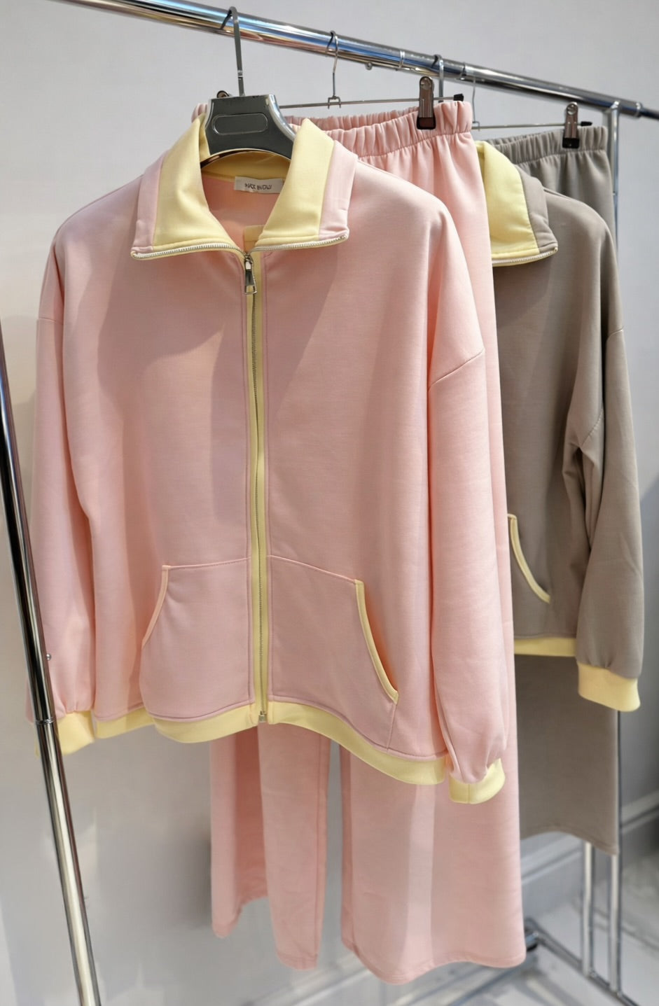 YURENA Pink Contrast Zip Jacket & Trousers Co-Ord