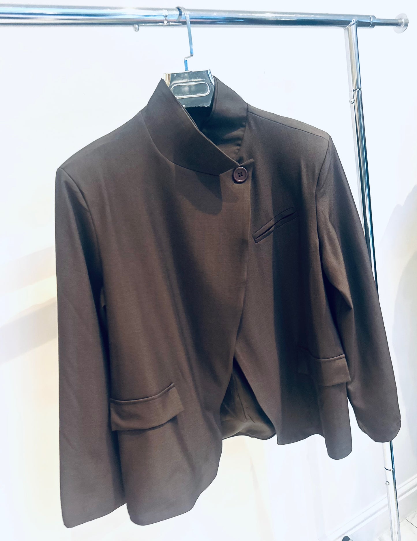 MAELIS Brown High Neck Blazer