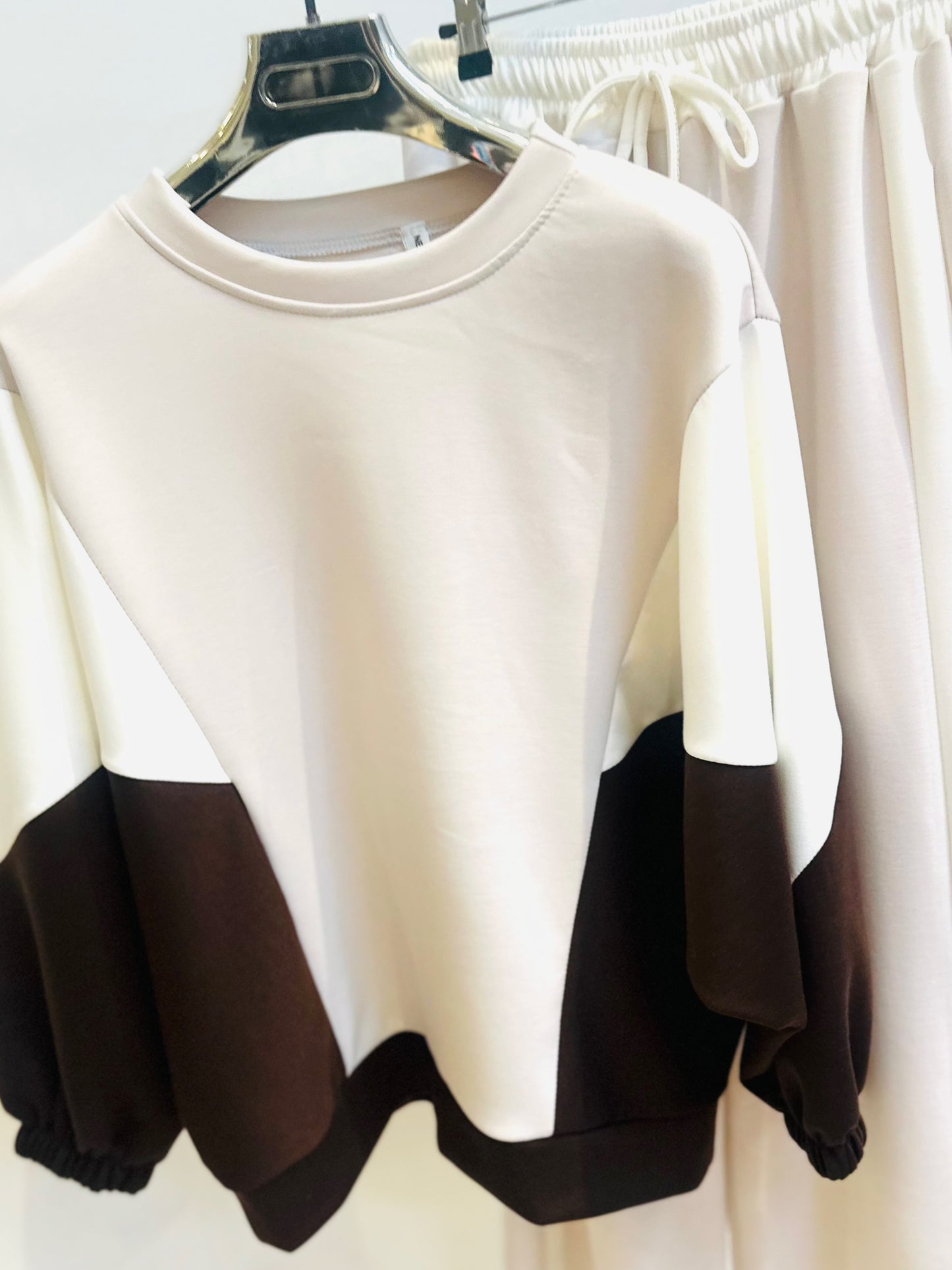 CAMILLE Beige Contrast Sweater & Joggers Lounge Set