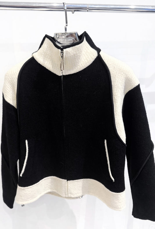 AMADEA Black Knitted Zip Jacket
