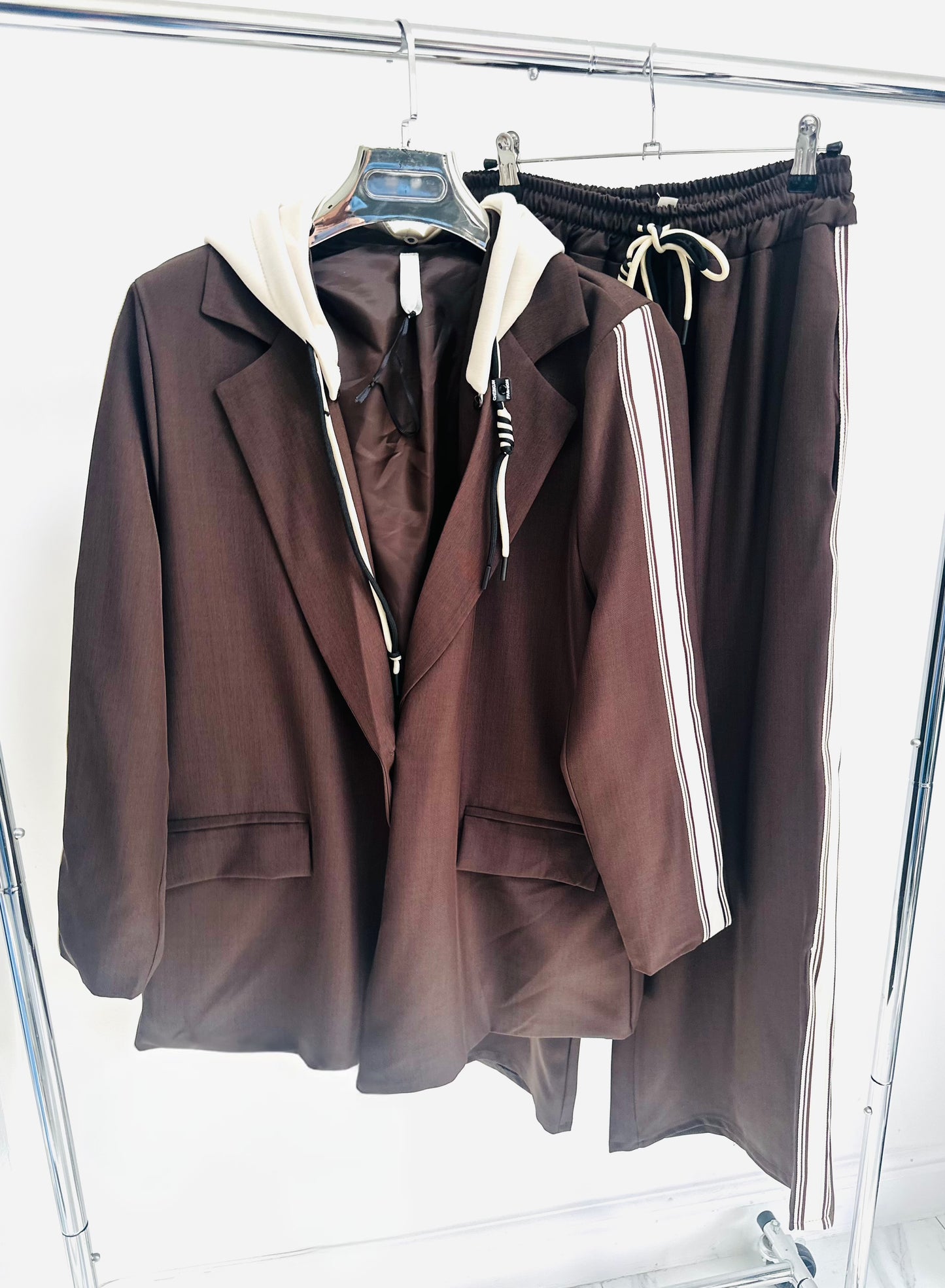 ZETTA Brown Side Stripe Hooded Blazer & Trousers Set