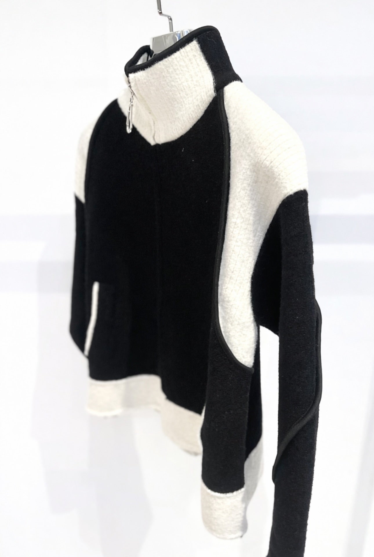AMADEA Black Knitted Zip Jacket