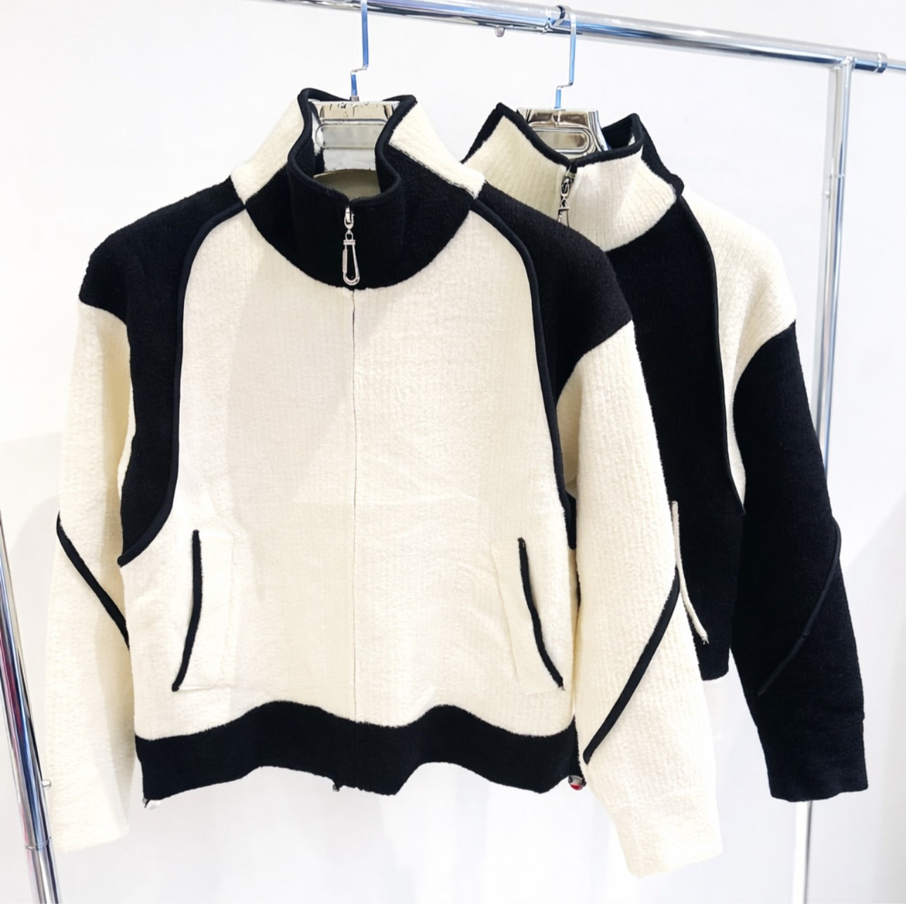 AMADEA Black Knitted Zip Jacket
