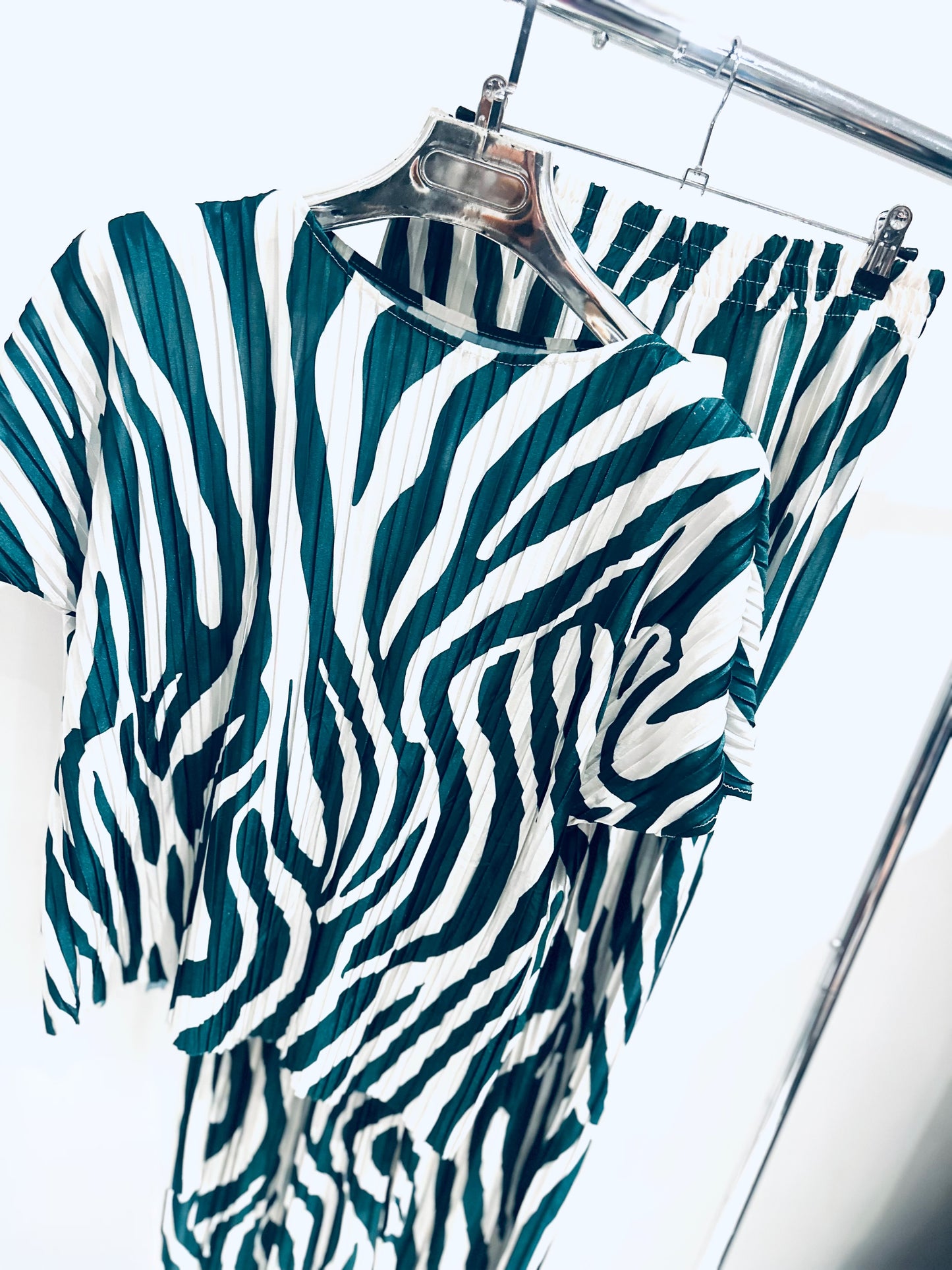 BELVIE Green Zebra Print Co-Ord